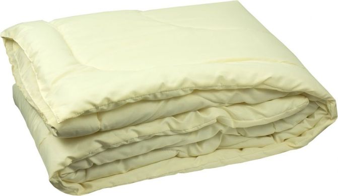 Теплое шерстяное одеяло молочное в микрофайбере 140х205
