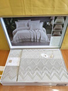 Кружевное жаккардовое покрывало серое Neva Gray 240х260