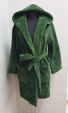 Детский халат Wellsoft с капюшоном зеленый 6-7 лет