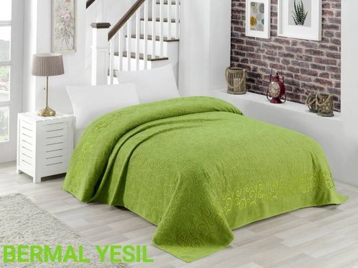 Махровая хлопковая двухсторонняя простынь Bermal yesil зеленого цвета 150х220