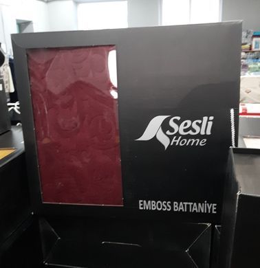 Акриловый плед однотонного бордового цвета Sesli 160x220