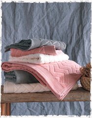 Комплект из трех хлопковых полотенец Cotton Jacquard Alara 70х140
