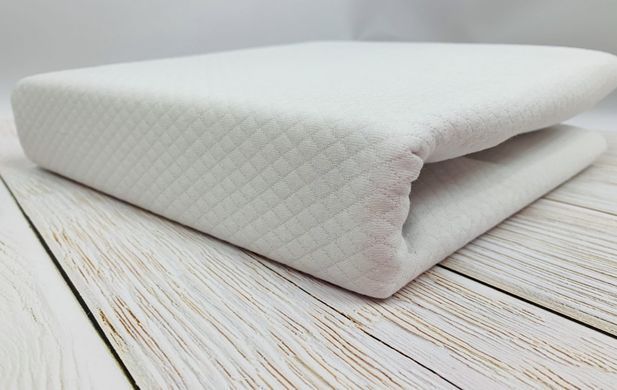 Наматрацник Cotton Premium захисний із гумками по кутах Health Care 120х200