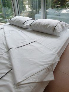 Постельный набор V2 белый из хлопка Cotton з простынью 180х200 на резинке