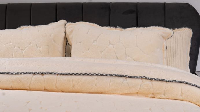 Кремовий плед-покривало з наволочками у дизайні Камінь Welsoft 220х240