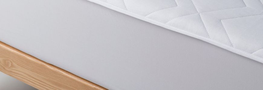Натяжний чохол по периметру на матрац Comfort Summer стьобаний на бавовні 180х190