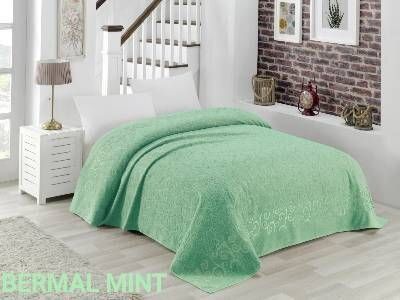 Махровая хлопковая двухсторонняя простынь Bermal mint светло зеленого цвета 150х220