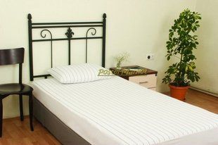 Водонепроникний натяжний чохол по периметру на матрац Silvers 150x200