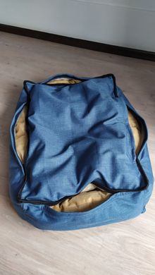 Уютный лежак для собак и котов синий утепленный ручной работы Rizo
